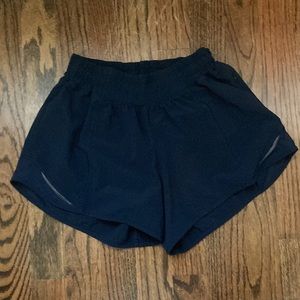 Lululemon hotty hot shorts